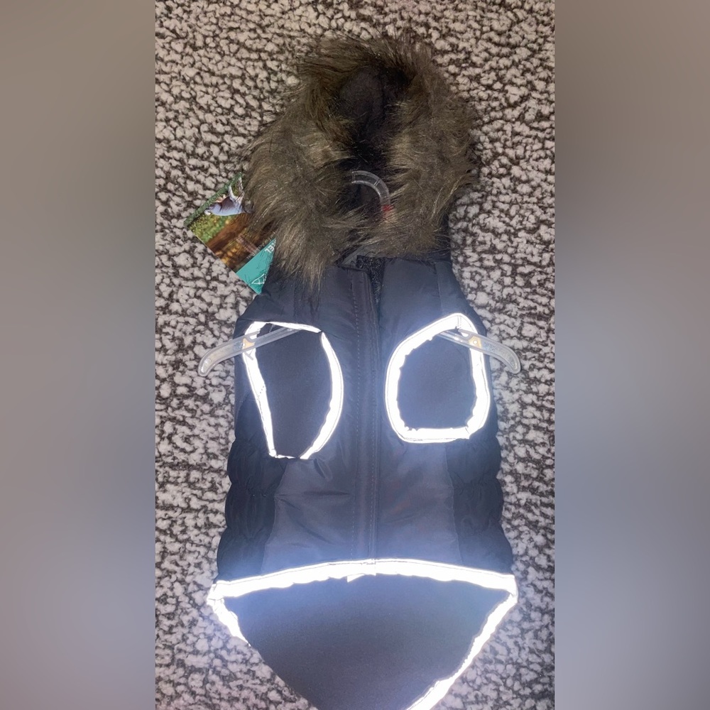 NWT PET WARM JACKET FLUORESCENT BOARDS FOR PUPPY  Sz S ACTIVEWEAR FOR WINTER DAY